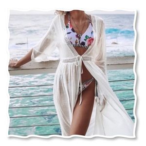 SUN - GODDESS Long Sleeves Cover Up